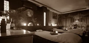 L Spa Da Nang massage room 2 from entry in retro style