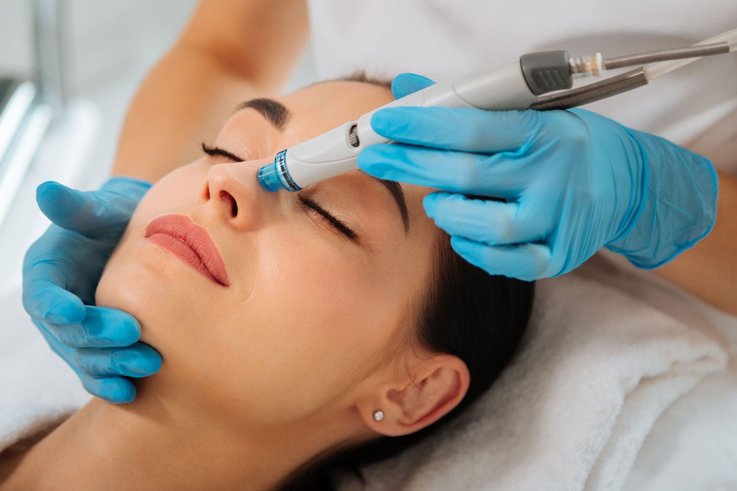 What is Hydra Facial?