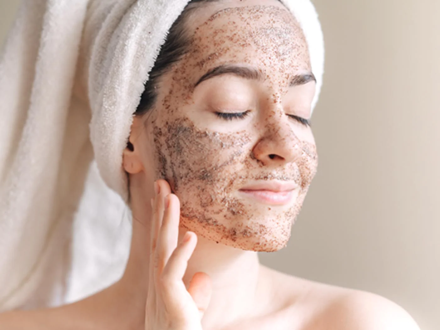 Reveal Your Radiant Glow with the Best Facial Scrub