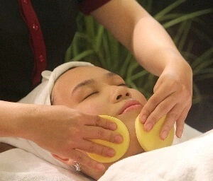L SPA 7 Read more about our facial treatments